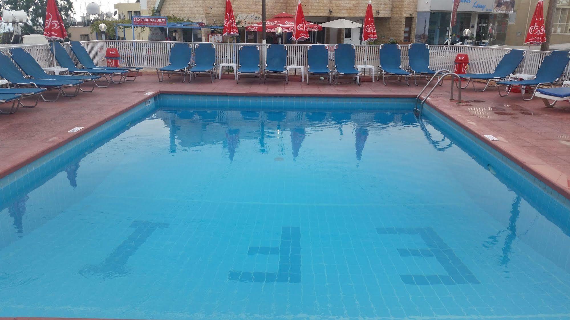 Efi Hotel Apts Agia Napa Exterior foto